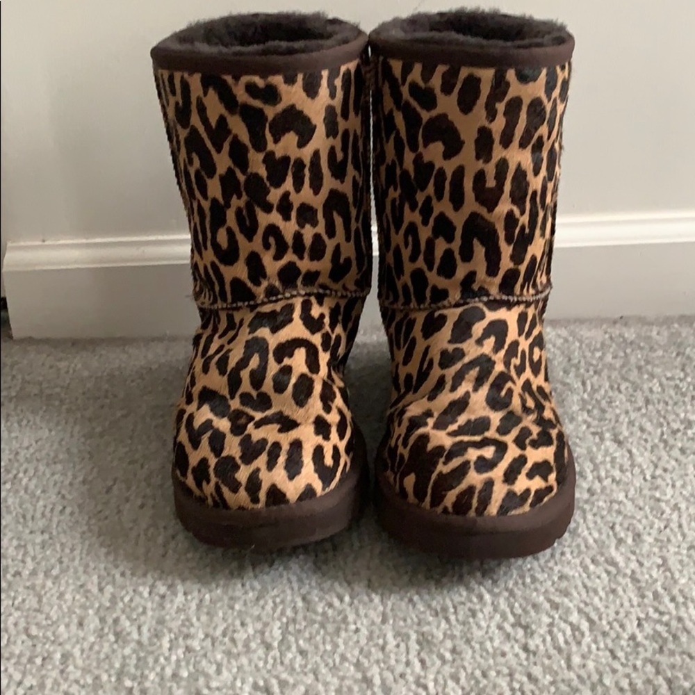 Size 7 Cheetah Print Uggs